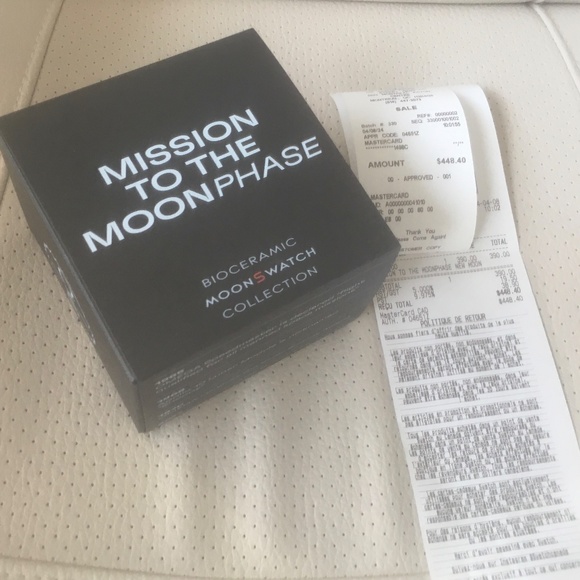 SwatchXOmega snoopy Moonswatch - Picture 3 of 3